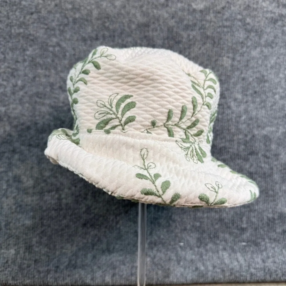 N/A quilted bucket